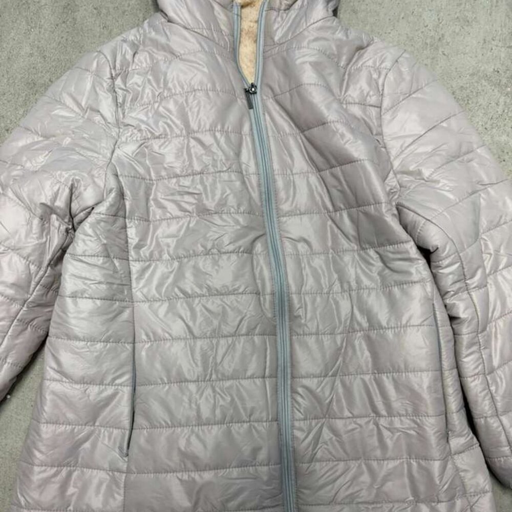 Women color grey  winter coat with pockets  size L